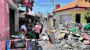 Penyaluran Bantuan untuk Korban Banjir oleh PWA Bali