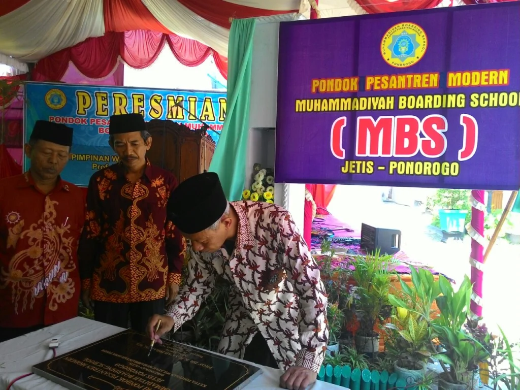 Ketua PWM Jatim Launching MBS Jetis