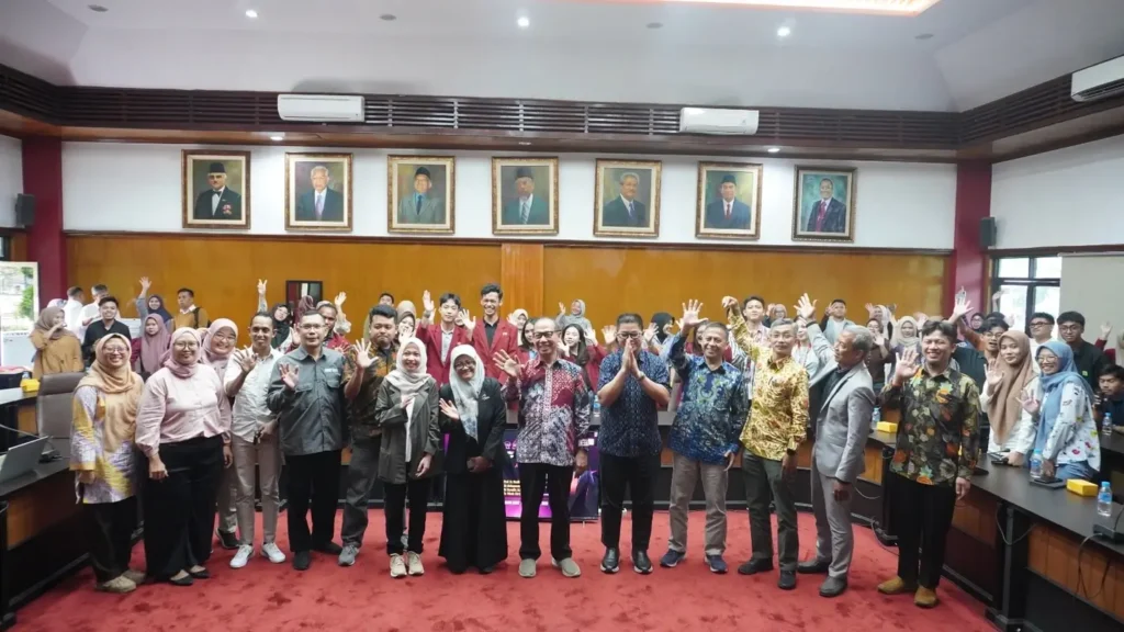 Kolokium Doktoral FISIP UMM: Bahas Demokrasi, K-Pop, dan Dinamika Adopsi Anak