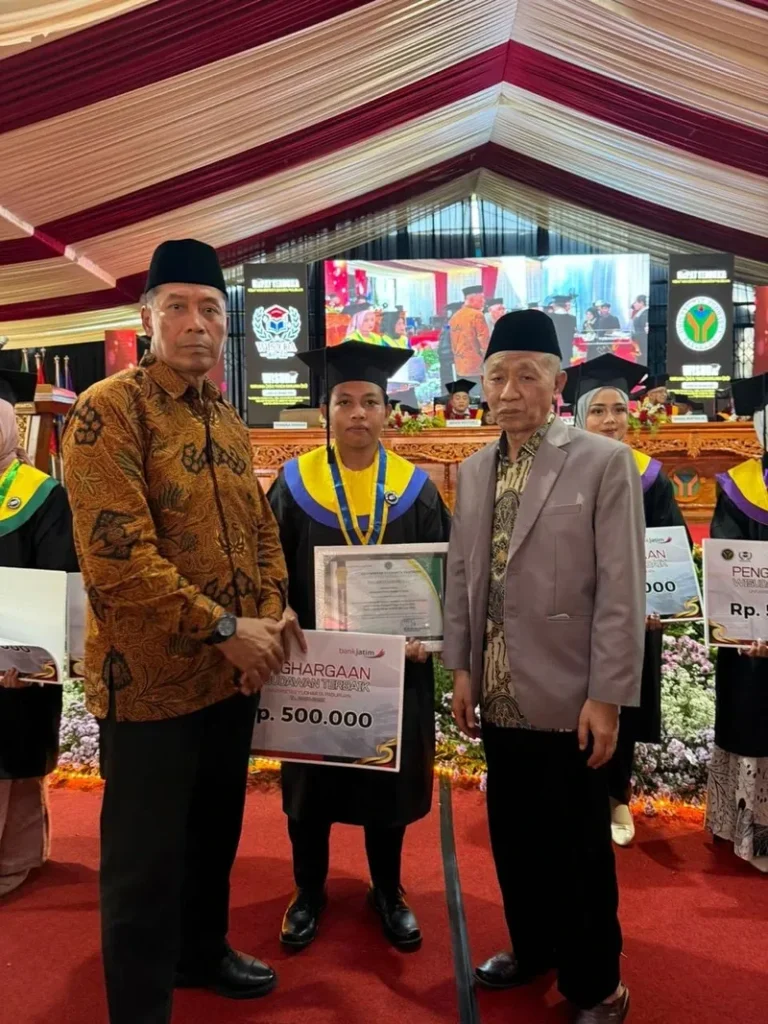Wamen Fauzan: Wisuda adalah Gerbang Menuju Kampus Kehidupan