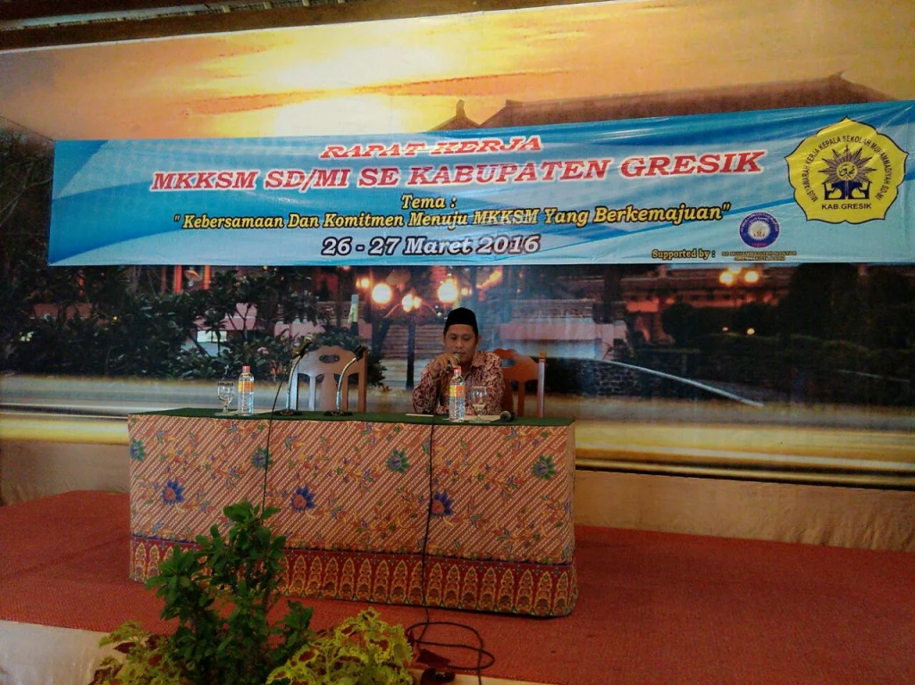 Angkat Kualitas Sekolah Kecil