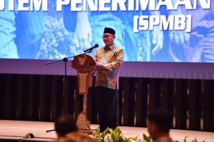 100 Hari Kerja Mendikdasmen: Inovasi dan Percepatan Pendidikan