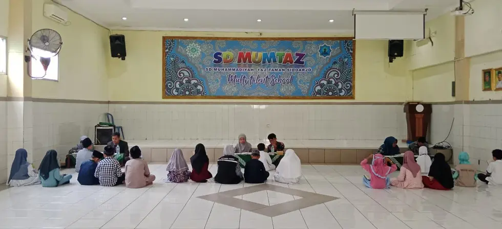 65 Siswa SD Mumtaz Taman Tunjukkan Kesungguhan dalam Parade Tasmi’ Al-Qur’an