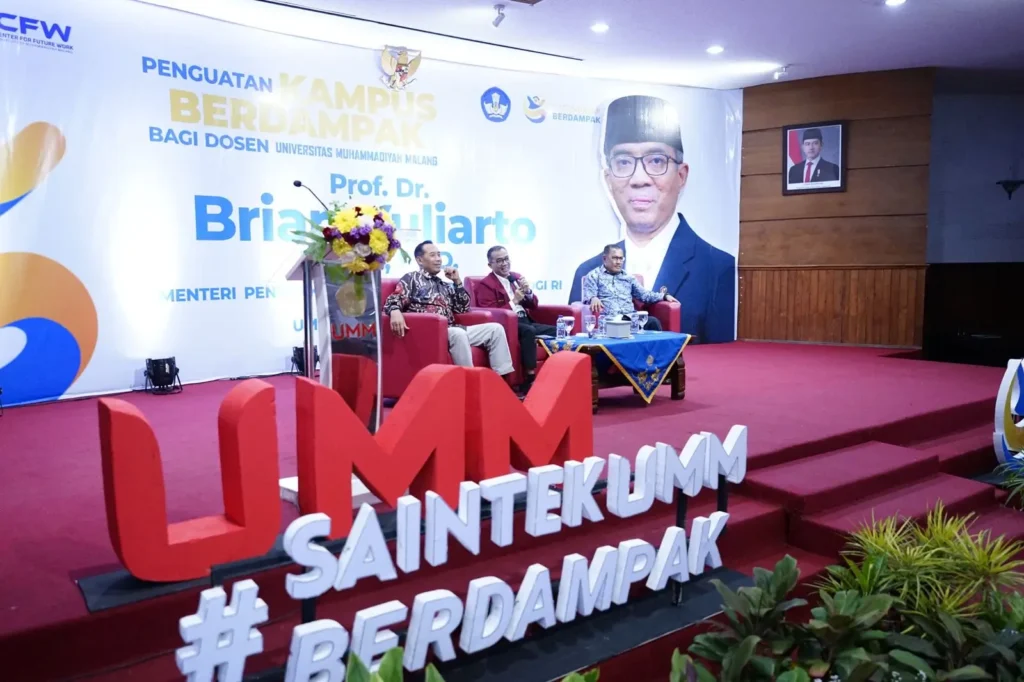 Menteri Diktisaintek di UMM: Riset dan Inovasi Harus Hidup di Masyarakat