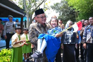 Mendikdasmen Abdul Mu’ti Ajak Siswa Kota Batu Jadi Generasi Penguasa IPTEK dan Berkarakter