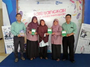 Cerita tentang Redaktur yang Diprasangkai Seram dan Guru yang Menginspirasi Siswa Jadi Penulis