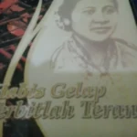 Ketika Kartini Bertasbih