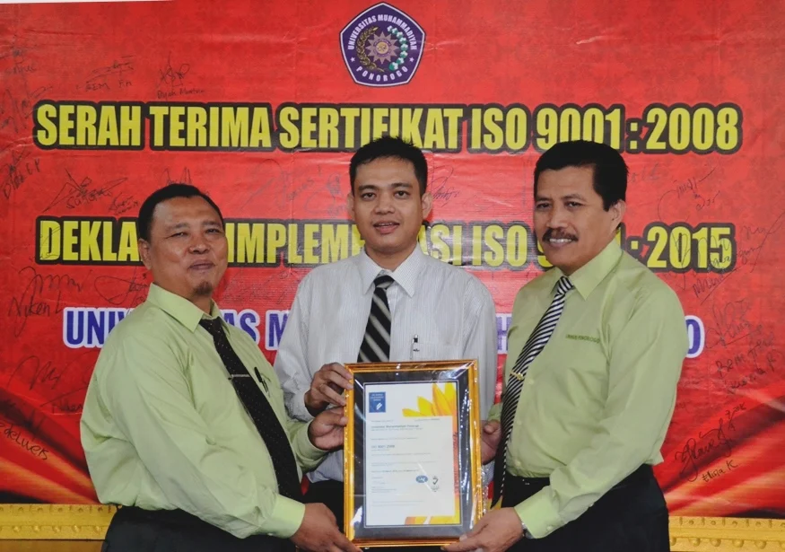 Unmuh Ponorogo Raih Sertifikat ISO