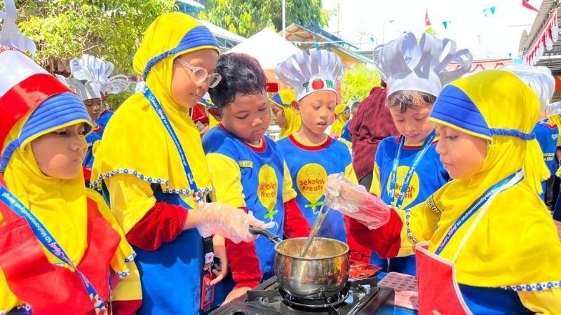 Outsourcing dan Science Day Tanamkan Jiwa Kreatif Sejak Dini di SD Muhammadiyah Bangil