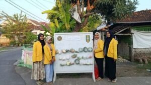 IPM MTs Muhammadiyah 4 Bulubrangsi Gelar Jumat Berkah: Berbagi Sayuran Segar untuk Warga