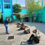 Tegas dan Sigap, Tim Security SD Mumtaz Ditempa Pelatihan PBB bersama Peltu (Purn) Eko Setiawan