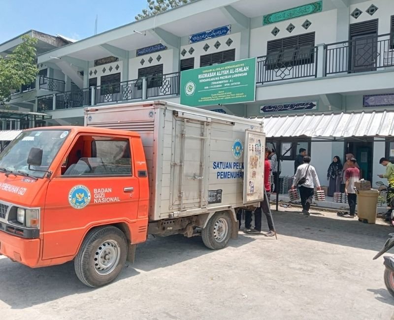 MA Al-Ishlah Sambut Gembira MBG untuk 940 Santri
