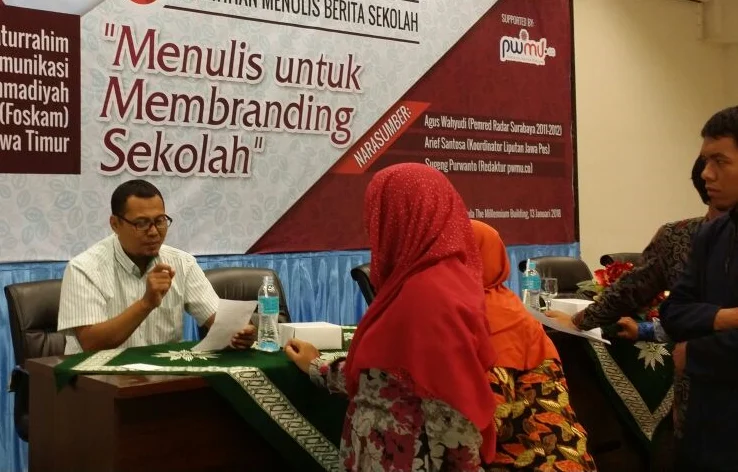 Kalau Ingin Jadi Penulis Bagus Syaratnya Jangan Nggondokan