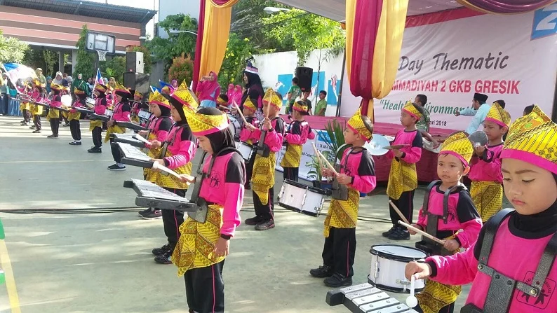 Seru! Kecil-kecil Sudah Piawai Main Drumband