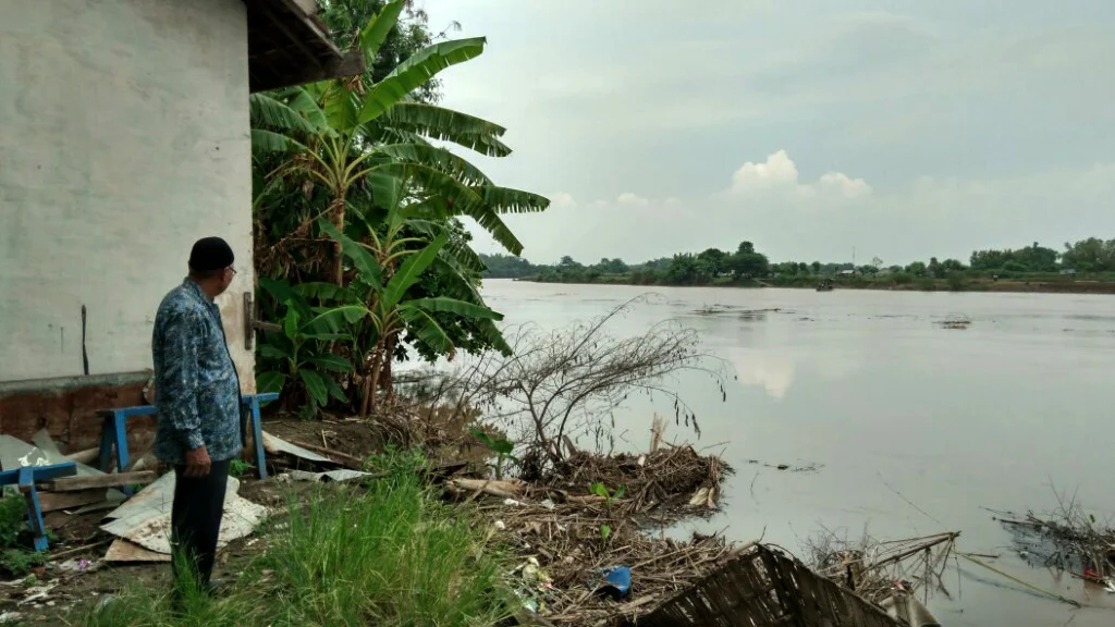 Tergerus Arus Bengawan Solo, SMPM 17 Lamongan Butuh Perhatian Pemerintah