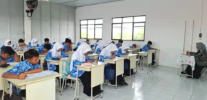 SMP Muhammadiyah 8 Gresik Dorong Siswa Berdaya Saing Global lewat IKSC 2025