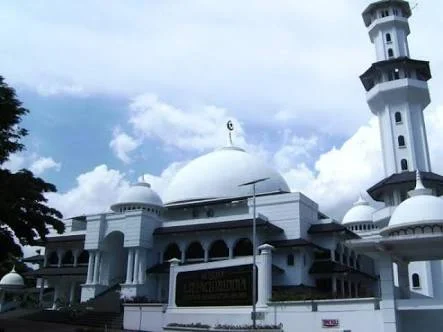 57 Lokasi Shalat Gerhana Malang