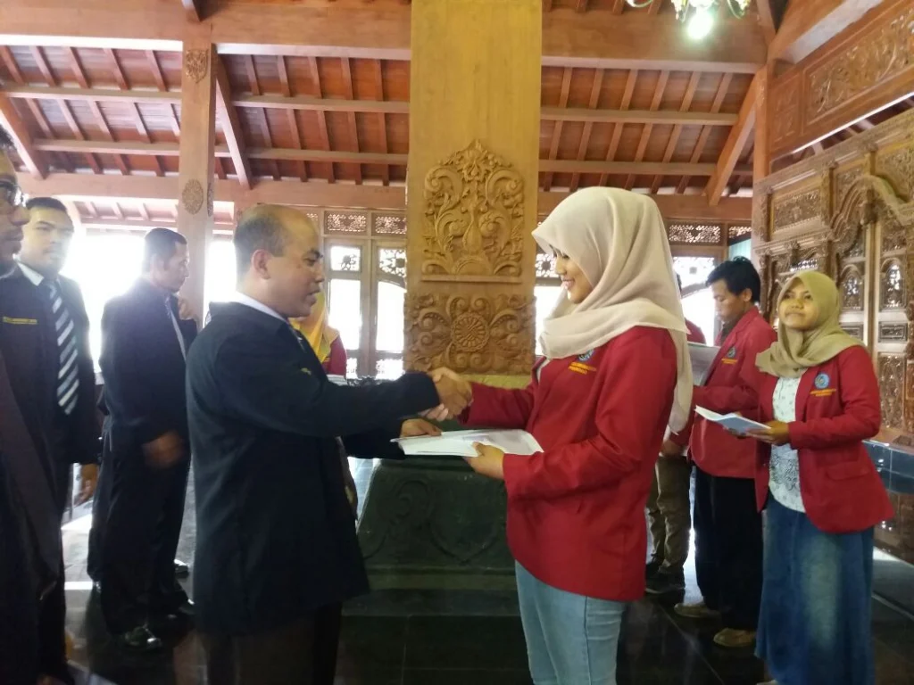 Wirausaha Sukses Diwisuda Unmuh Ponorogo
