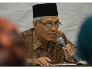 Menyusui ASI Mengajarkan Cinta Tulus