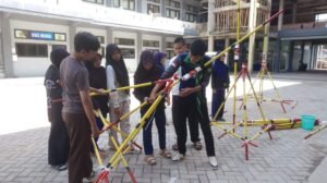 HW Qabilah SMA Muha Genteng Asah Keterampilan Pioneering untuk Penghela