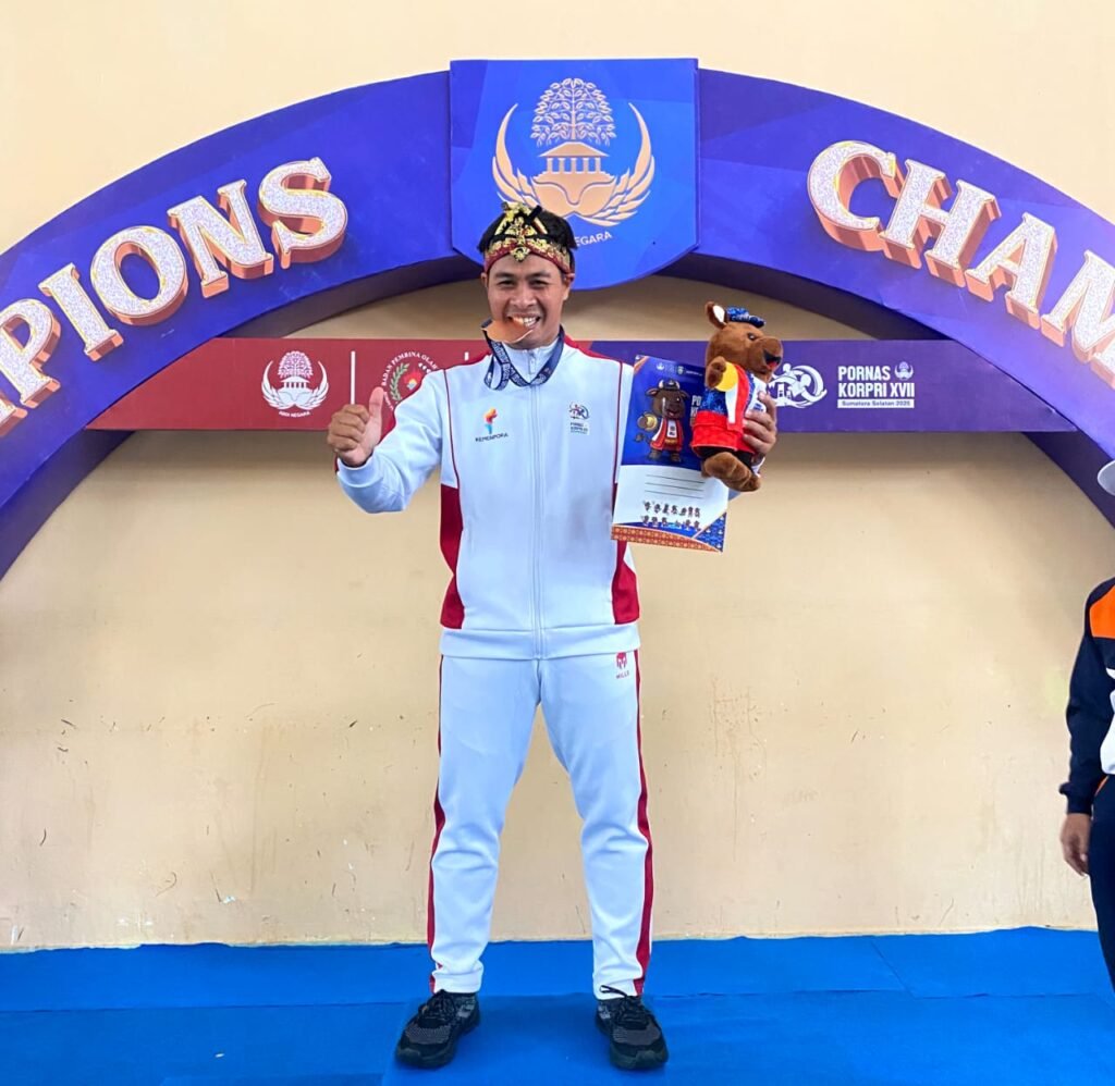 Bawa Pulang Medali Perunggu di PORNAS 2025, Guru SD MUDRI Buktikan Usia Bukan Penghalang untuk Berprestasi