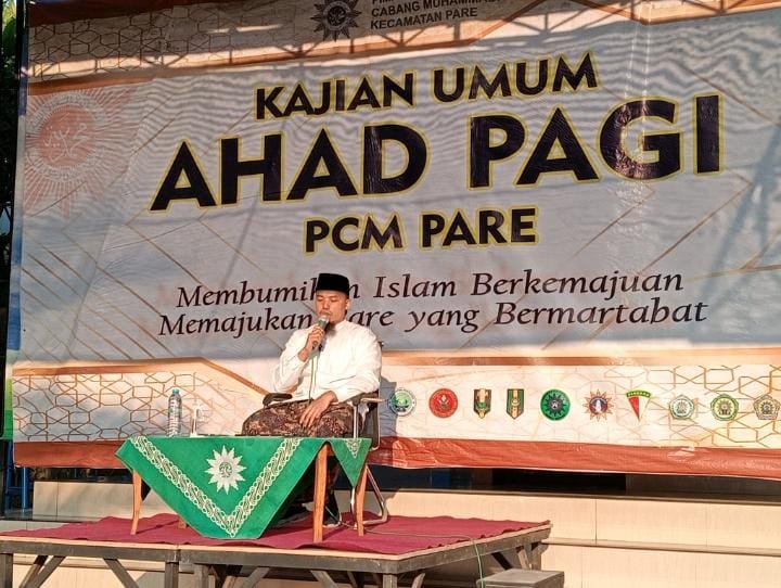 Buah Manis Ujian Bertubi-tubi: Kajian Ahad Pagi PCM Pare Hadirkan Ustadz Abu Abdillah Amir