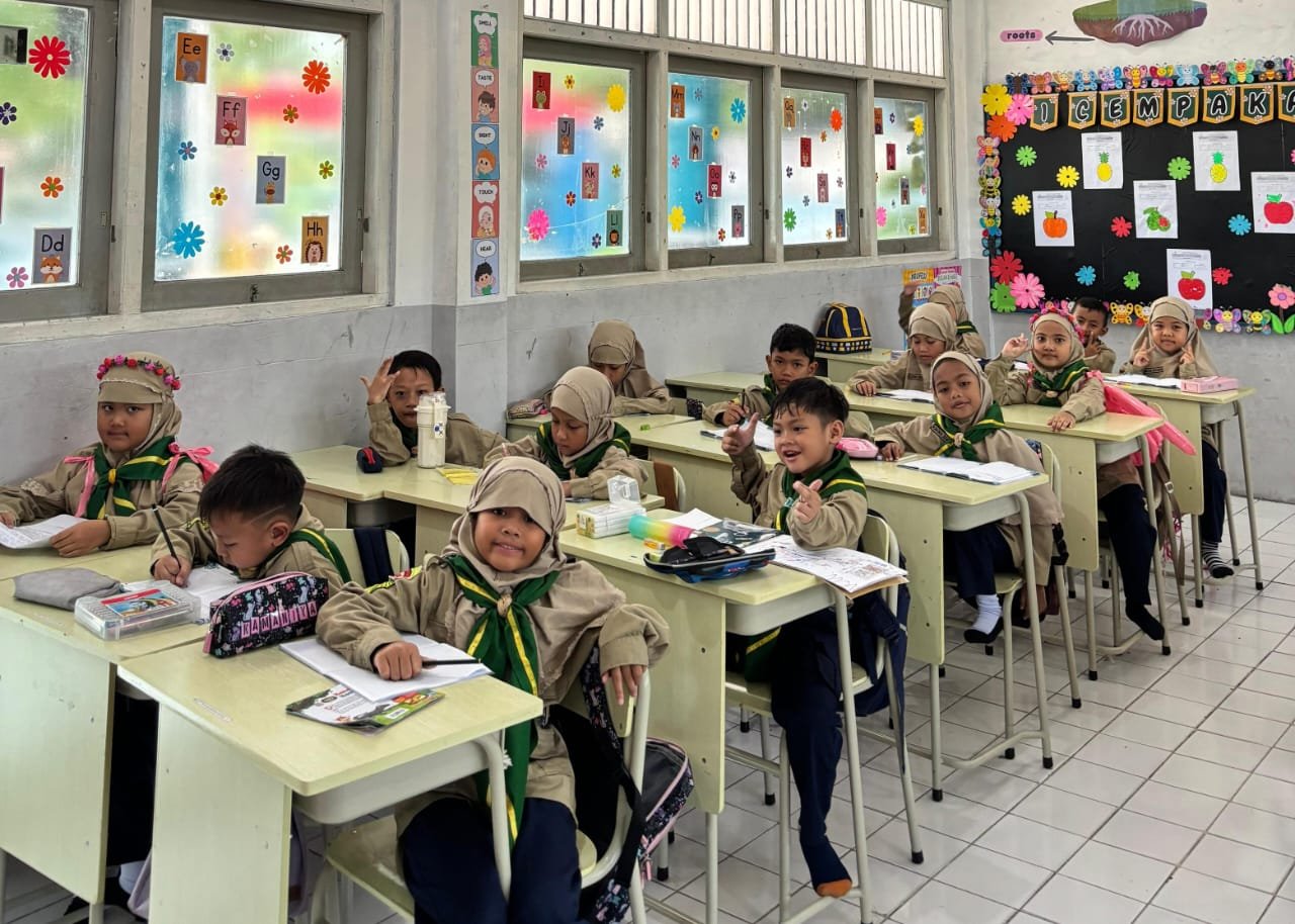 SD Muhammadiyah 1 GKB Gelar Gebyar Bulan Bahasa