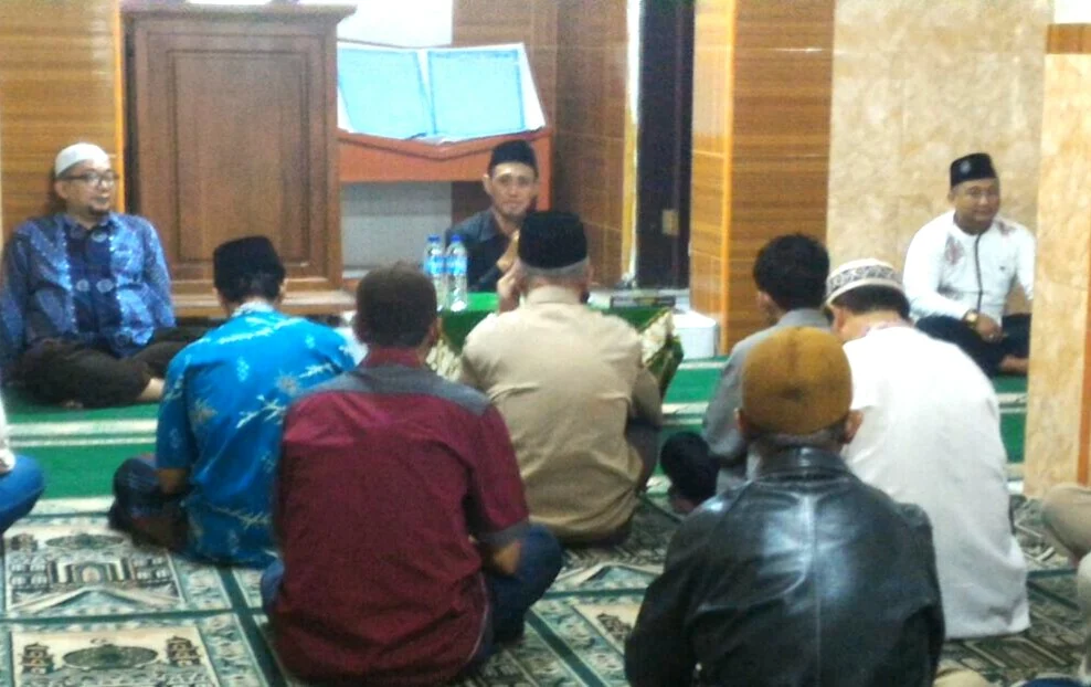 Kok Bisa Bilang Pemimpin Muslim Sektarian, Islam Itu Ngajarkan Rahmatan lil Alamin Bro!