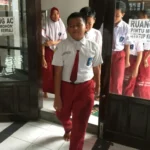 Kini Murid-Murid Jadi Tertib dan Santun Shalat di Masjid