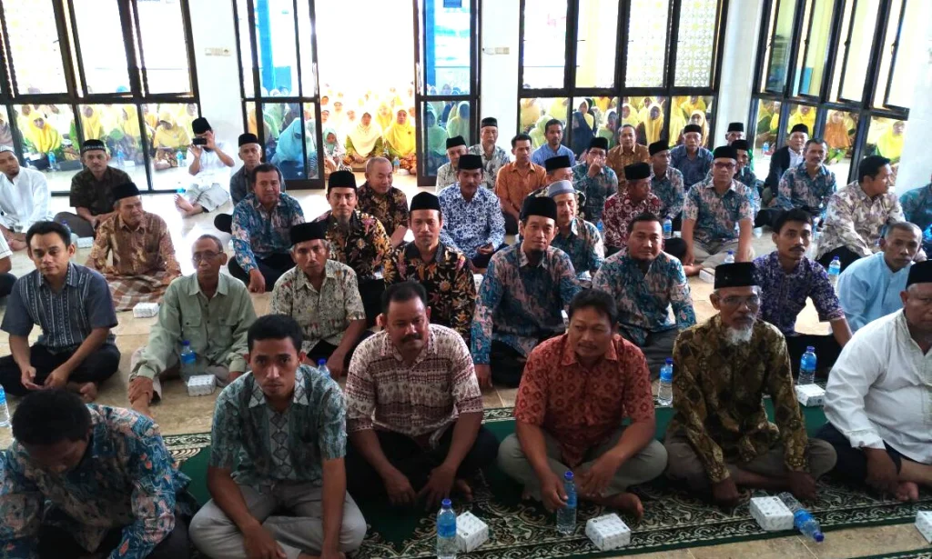 Kisah Pengurus Masjid yang Berhasil Bebaskan 1600 Warga dari Jebakan Rentenir