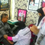 Bangga, Stand Pameran Mudipat Dikunjungi Rektor