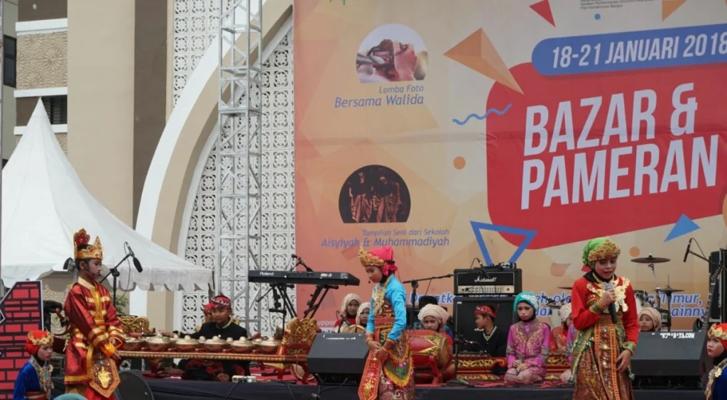 Mars Aisyiyah Versi Gamelan Hibur Peserta Tanwir
