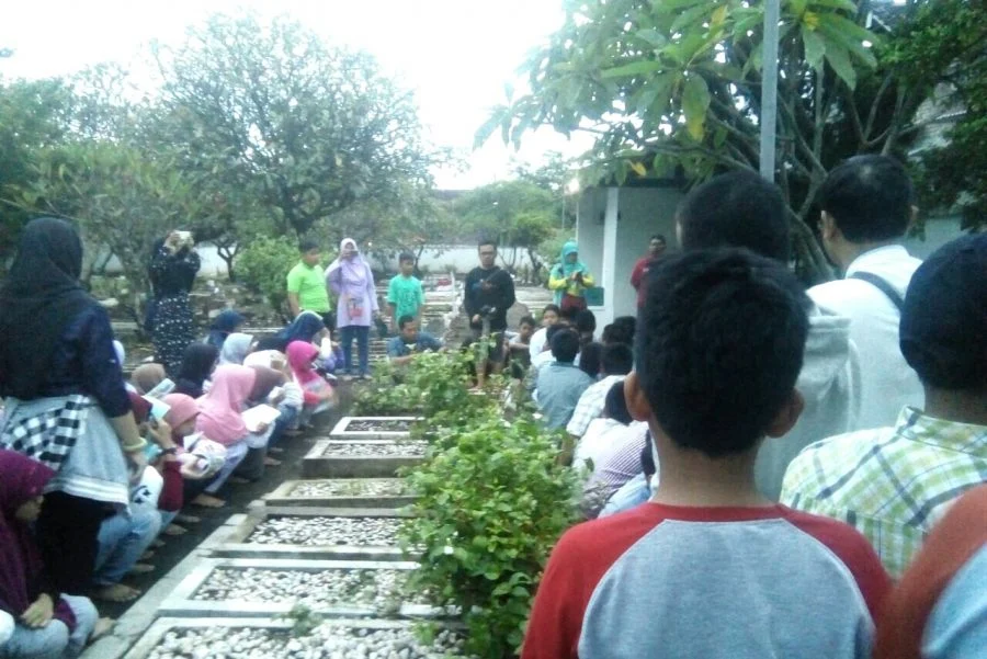 Kunjungi Makam Pendiri Muhammadiyah, Siswa Ini Belajar Makna Ziarah Kubur
