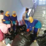 Pilah Sampah, Ciptakan Kebersihan Lingkungan Sekolah: Siapa Ikut?