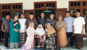 Antar 11 Anaknya Sukses melalui Pendidikan: Mengenang Kepergian Siti Muawanah, Ibunda Prof Zainuddin Maliki
