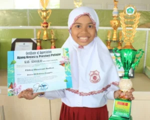 Fildza, Siswa Berprestasi ini Berbagi Resep Belajar