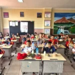 Lezat dan Bergizi, Menu Jumat Berkah SD Musix Bikin Siswa Ceria