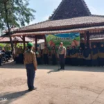 Kemah Bhakti DKP SMP Muhammadiyah 1 Babat Latih Kemandirian Siswa di Pantai Mangrove Jenu