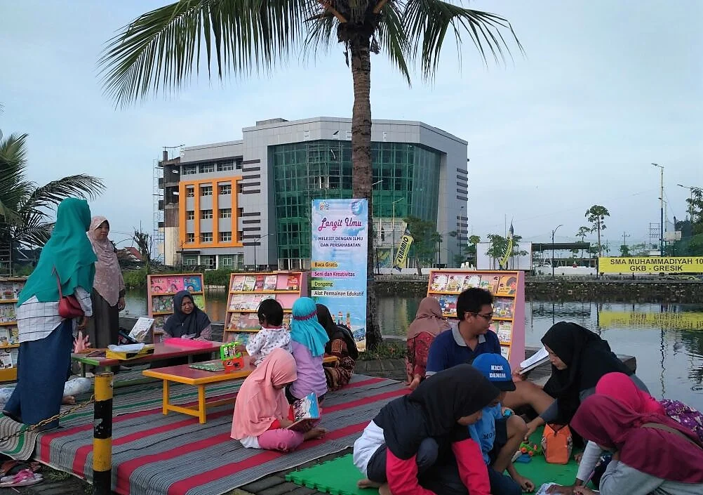 Kunjungi, Ikuti, dan Nikmati Wawasan Baru Setinggi “Langit Ilmu”
