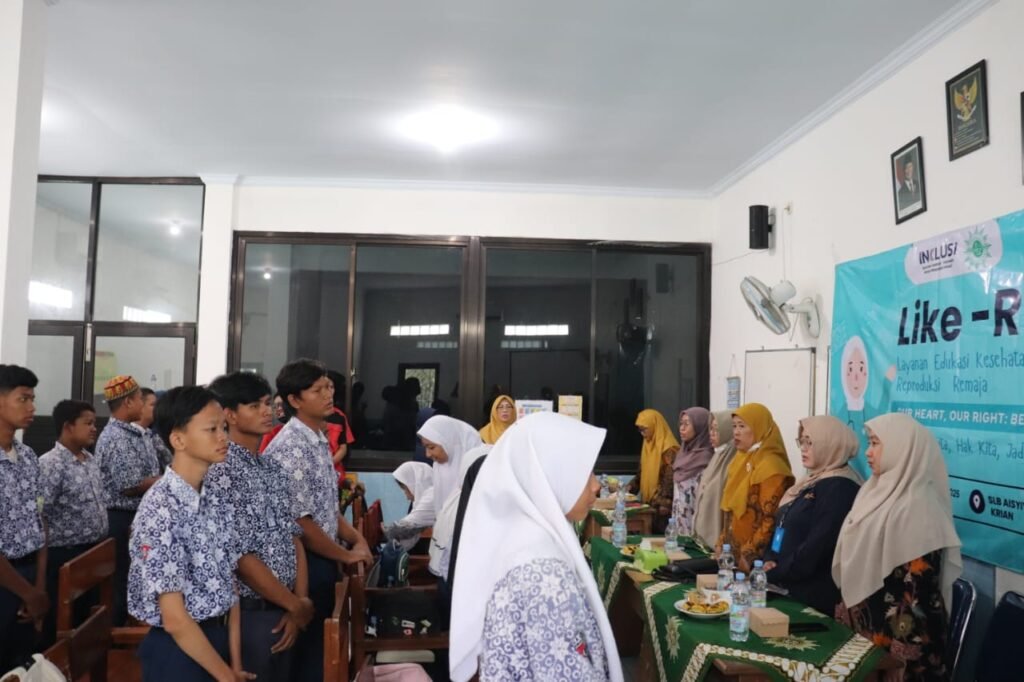 Kesehatan Kita, Hak Kita, Jadilah Perubahan: SLB Aisyiyah Krian Gelar Edukasi Kesehatan Seksual dan Reproduksi Remaja