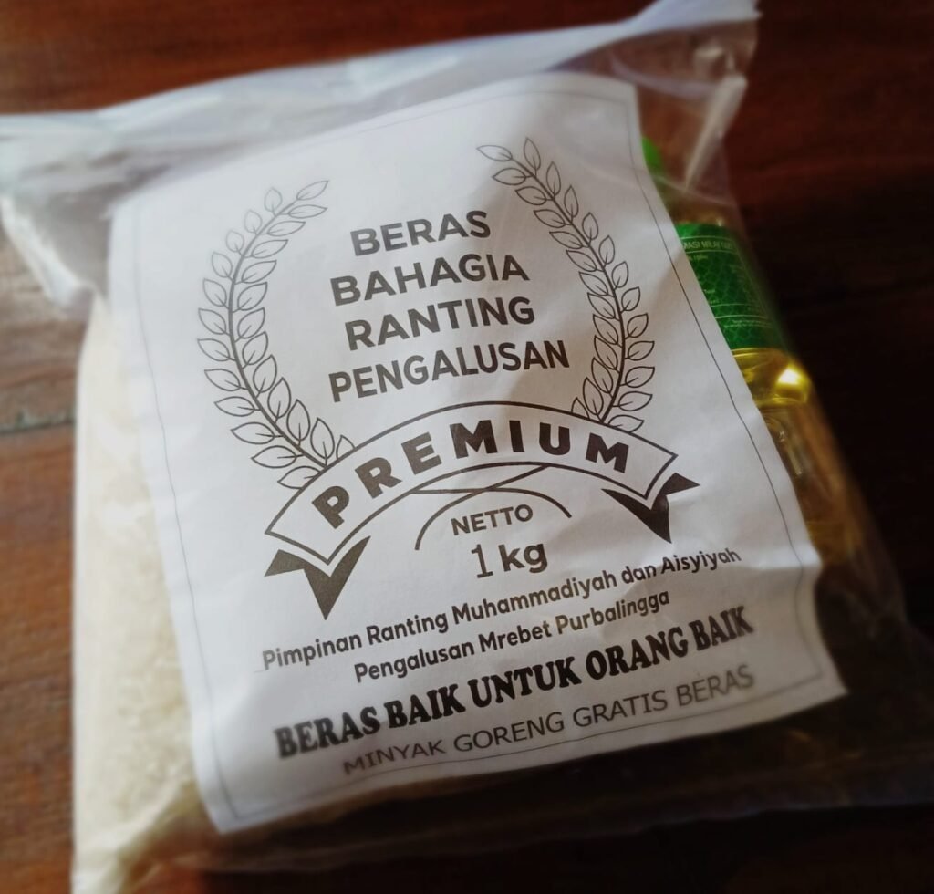 Infak Beras, Solusi Bagi yang Jarang Punya Uang Pecahan