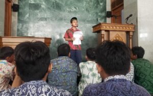 Menengok Program Kultum Zuhur di SD Mugres