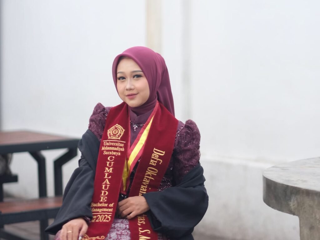 Defia Oktaviana Nengtias, Mahasiswi UM Surabaya Anak Sopir yang Berprestasi hingga Tingkat Internasional