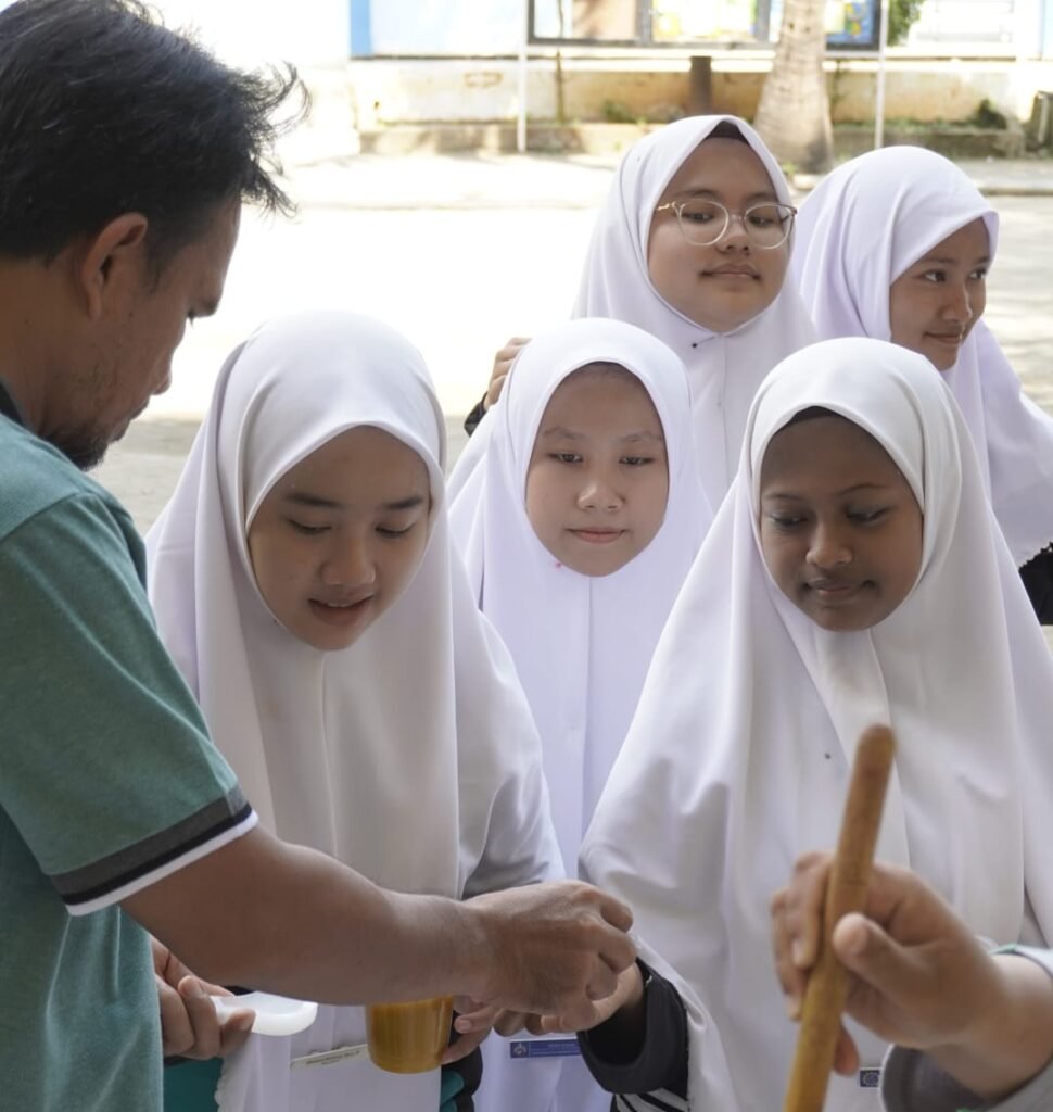 Jalin Kebersamaan, Mamsaka Gelar Makan Kolak Bersama Usai Senam Pagi