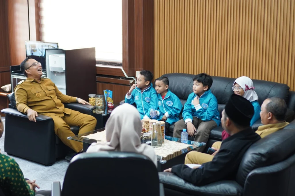 Dimotivasi Wabup, Siswa SDMM Siap Lomba di Singapura