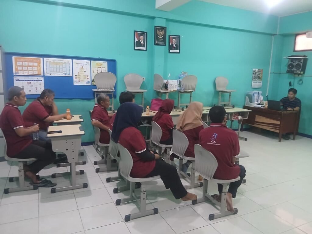 Pelatihan Standarisasi Kebersihan SD Mumtaz: Wujudkan Sekolah Bersih dan Rapi