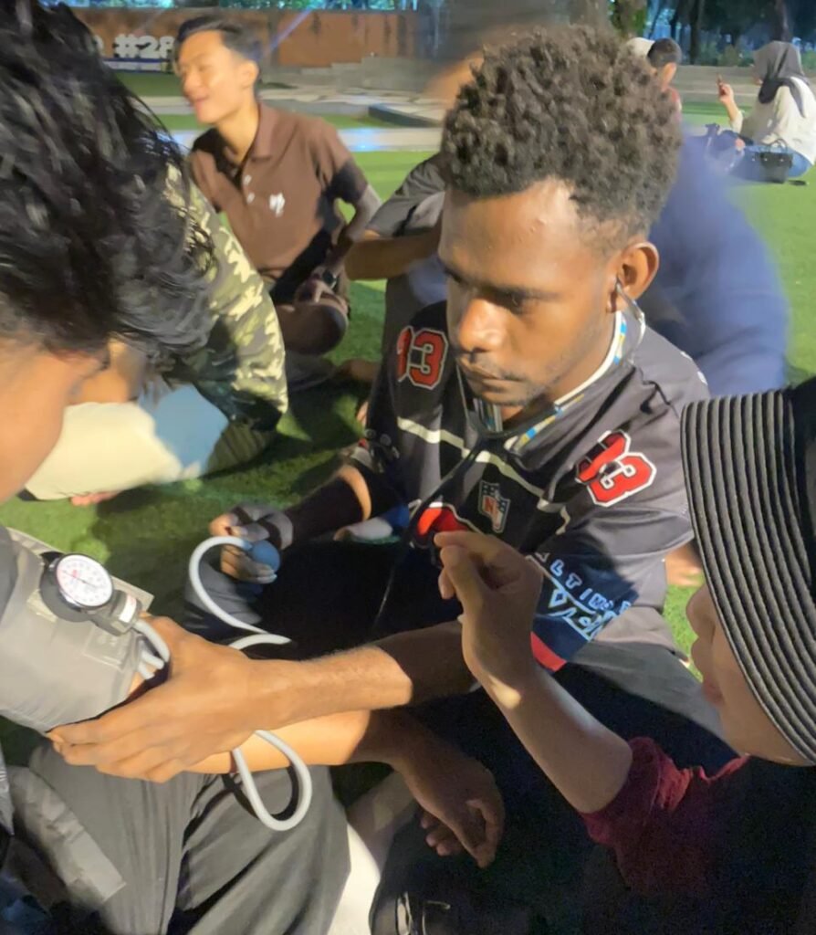 Pelatihan Tensi dan Pengecekan Gula Darah Bersama IMM Achilles