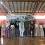 Tak Sekadar Hijaukan Bumi, BikersMu Korwil Jatim Juga Bagikan 50 Paket Sembako untuk Lansia