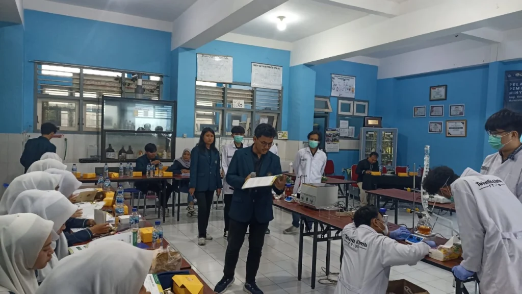 Teknik Kimia Industri SMK Muhammadiyah 1 Kepanjen Malang Raih Kepercayaan dari Universitas Brawijaya