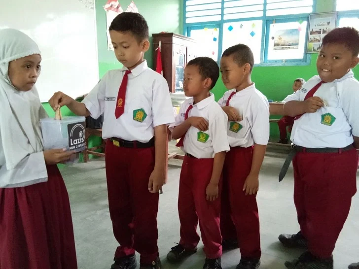 Bantu Anak Kena Kanker, Murid MIM Sumbangkan Uang Sakunya